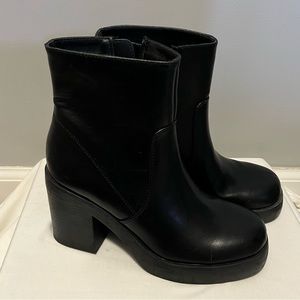 New. Dirty Laundry/Dolls Kill, platform heeled ankle boots. Vegan Black size 6.5